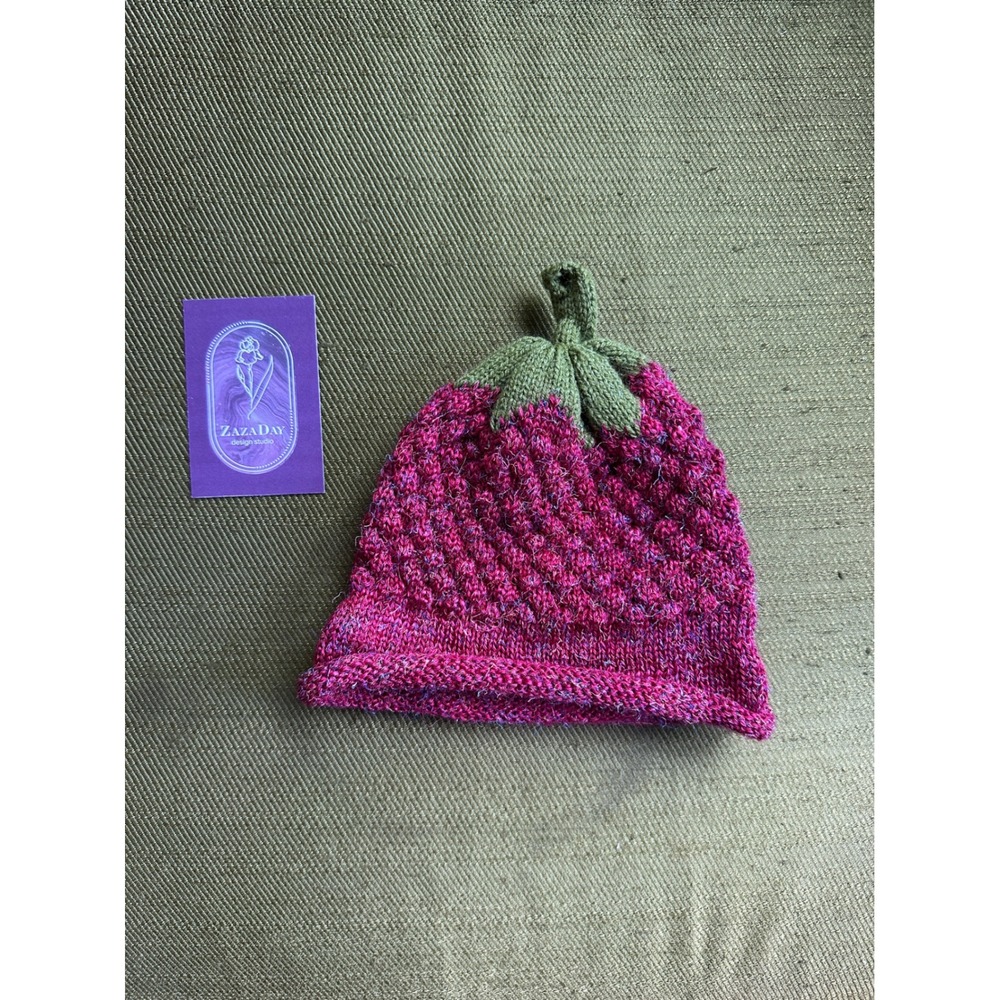 Handmade Strawberry Knit Hat Beanie Childrens Kids Cute Fruit Costume Accessory
